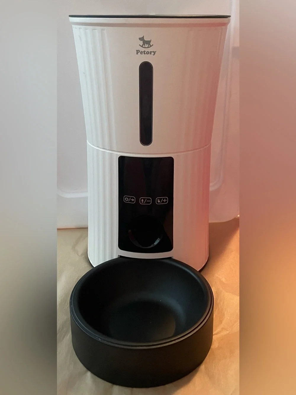 White & Black Programmable Automatic Pet Feeder 4L